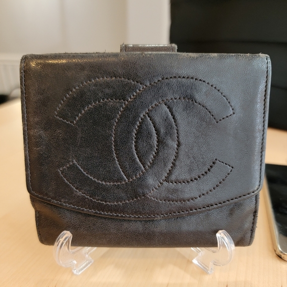Chanel Vintage Bi fold Wallet - Picture 1 of 2